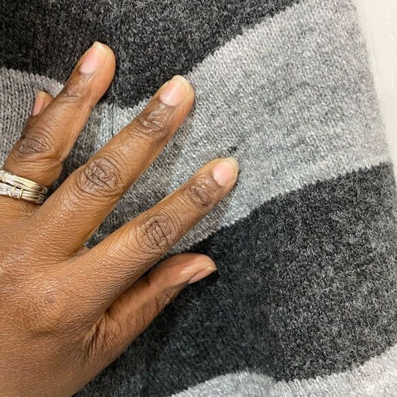 Fenn Wright Manson short sleeve grey striped turtleneck sweater with pockets - Picture 8 of 11